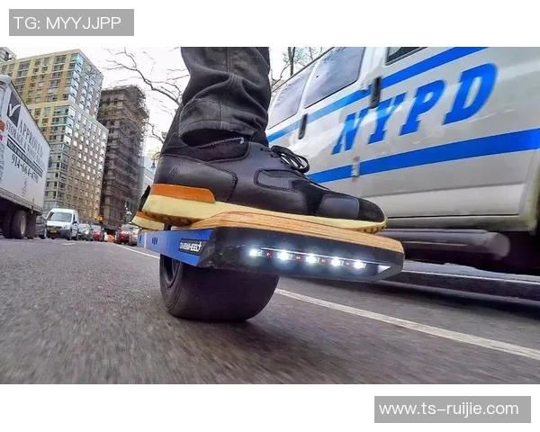 武汉滑板队与成都滑板队赛后复盘速度对比分析与战术总结